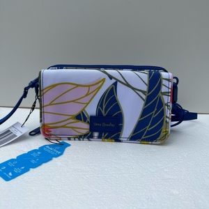 Vera Bradley 
RFID Compact Crossbody Bag in Reactive